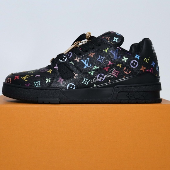Louis Vuitton Trainer Sneakers  Size 8 - Picture 1 of 9